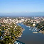 Le Bain Du Papillon By Interhome Prázdninový dům *