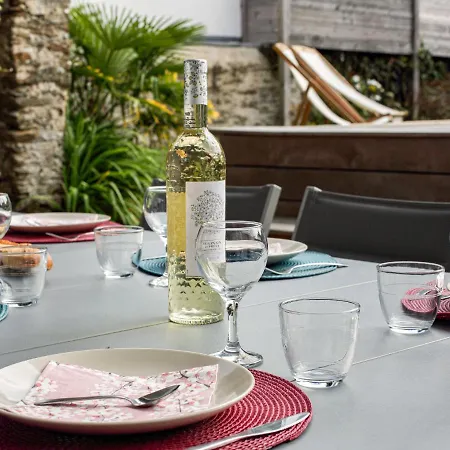 Le Bain Du Papillon By Interhome بورنيك