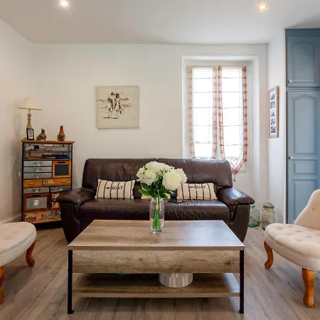 Le Bain Du Papillon By Interhome بيت للعطل