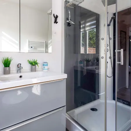 Le Bain Du Papillon By Interhome *